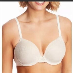 NWT Maidenform Bra Comfort Devotion Shaping Underwire Extra Coverage 42D ivory